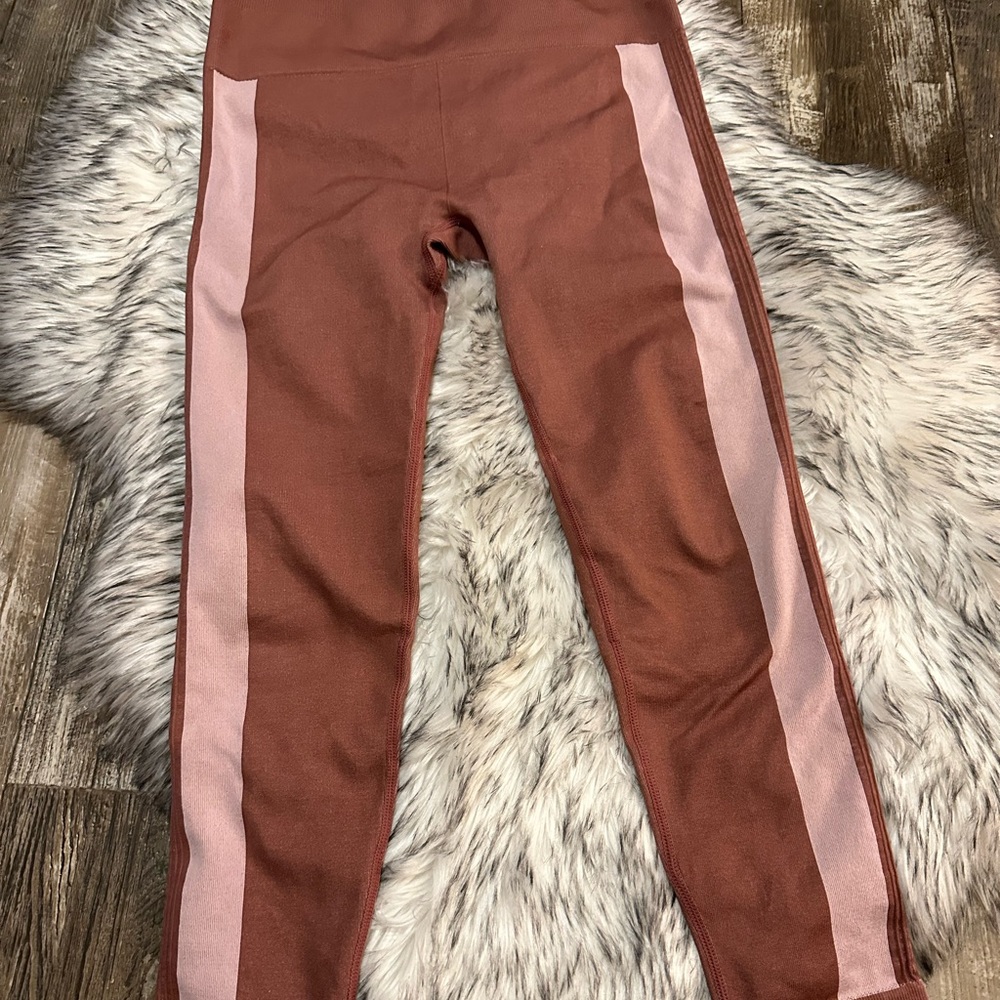 Fabletics Workout Tights